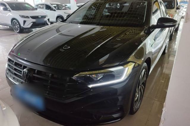 Używany Volkswagen Sagitar 2022 280TSI DSG Flyover Edition