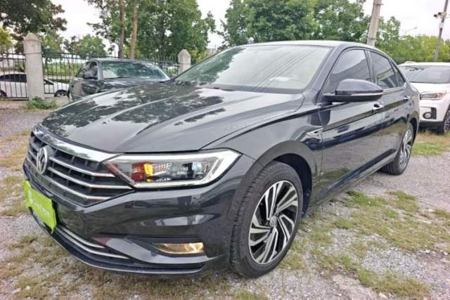 Volkswagen Sagitar 2022 200TSI DSG Flyover Edition usata