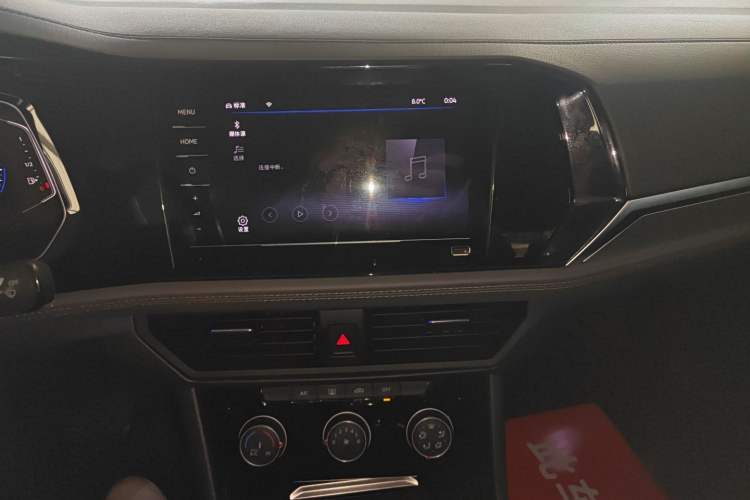 Used Volkswagen Sagitar 2022 280TSI DSG Flyover Edition Audio And AC Panel