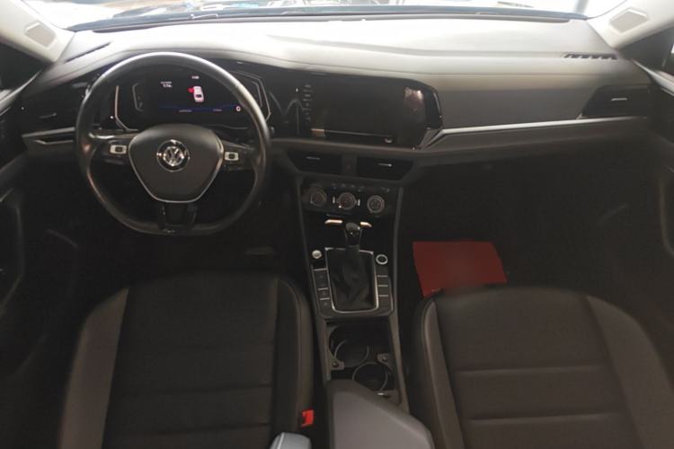 Used Volkswagen Sagitar 2022 280TSI DSG Flyover Edition Center Console