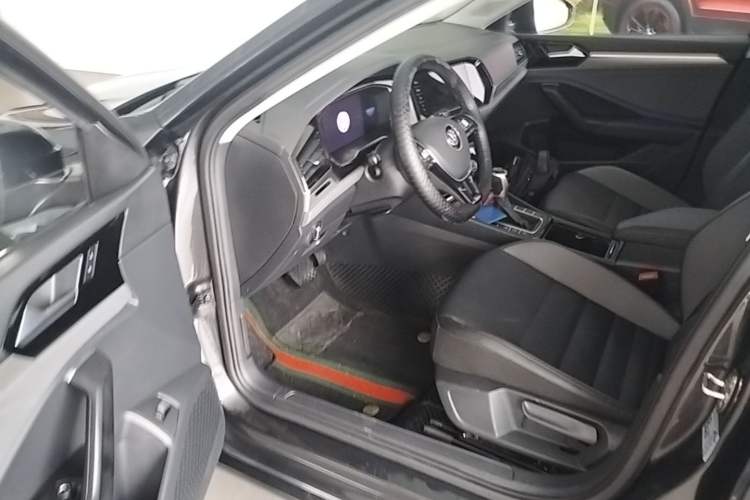Used Volkswagen Sagitar 2022 280TSI DSG Excellence Edition Driver Seat