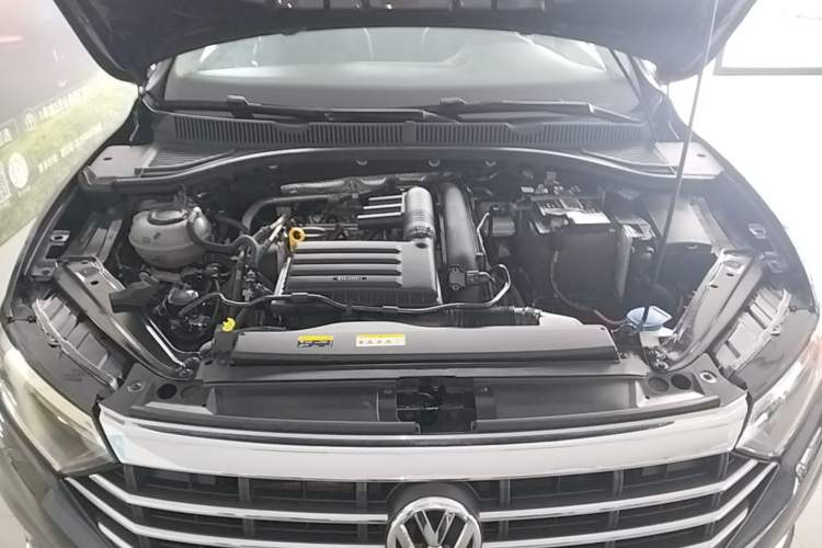 Used Volkswagen Sagitar 2022 280TSI DSG Excellence Edition Engine Bay