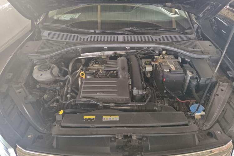 Used Volkswagen Sagitar 2022 280TSI DSG Flyover Edition Engine Bay