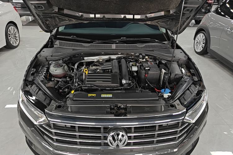 Used Volkswagen Sagitar 2022 280TSI DSG Flyover Edition Engine Bay