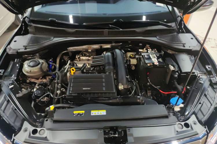 Used Volkswagen Sagitar 2022 280TSI DSG Flyover Edition Engine Bay