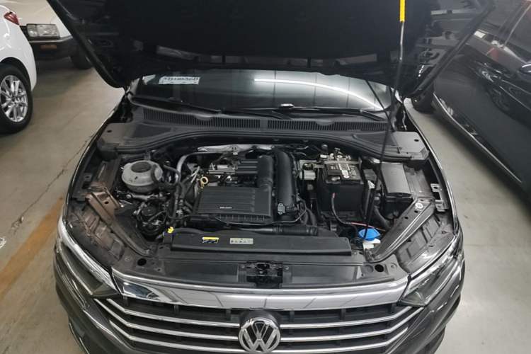 Used Volkswagen Sagitar 2022 280TSI DSG Flyover Edition Engine Bay