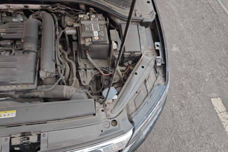 Used Volkswagen Sagitar 2022 280TSI DSG Excellence Edition Engine Bay Left