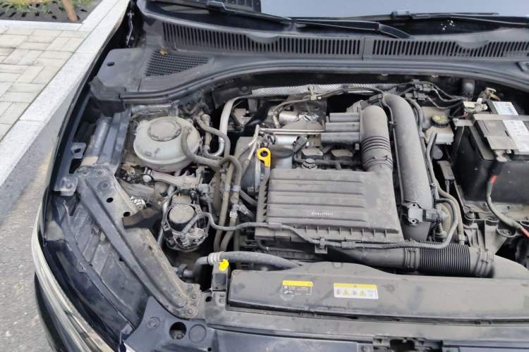 Used Volkswagen Sagitar 2022 280TSI DSG Flyover Edition Engine Bay Right