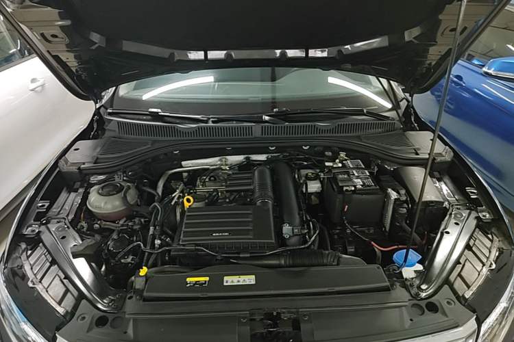 Used Volkswagen Sagitar 2022 280TSI DSG Excellence Edition Engine Bay