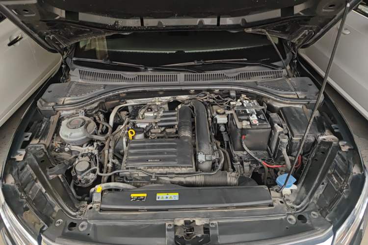 Used Volkswagen Sagitar 2022 280TSI DSG Flyover Edition Engine Bay