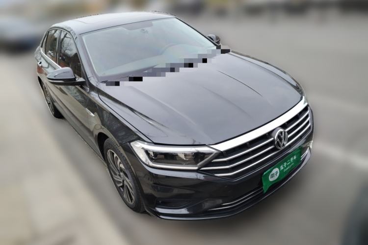 Used Volkswagen Sagitar 2022 280TSI DSG Flyover Edition Front Right 45 Deg