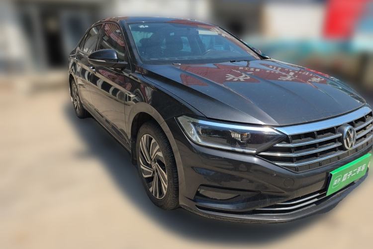 Used Volkswagen Sagitar 2022 280TSI DSG Excellence Edition Front Right 45 Deg