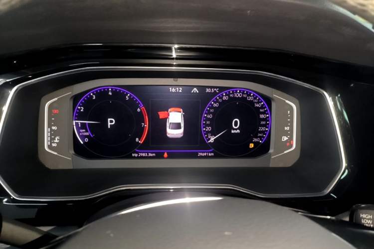 Used Volkswagen Sagitar 2022 280TSI DSG Flyover Edition Instrument Cluster