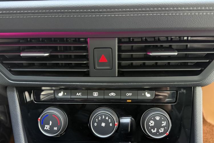 Used Volkswagen Sagitar 2022 280TSI DSG Flyover Edition Interior 7