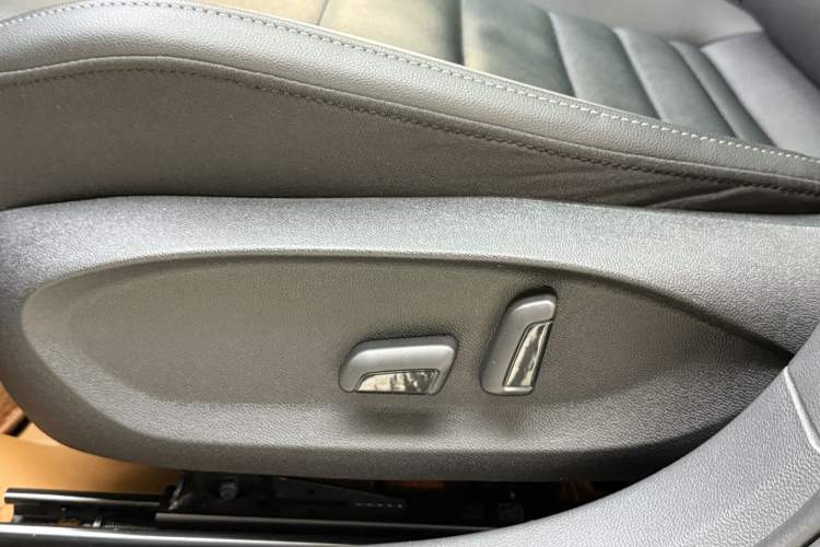Used Volkswagen Sagitar 2022 280TSI DSG Flyover Edition Interior 8