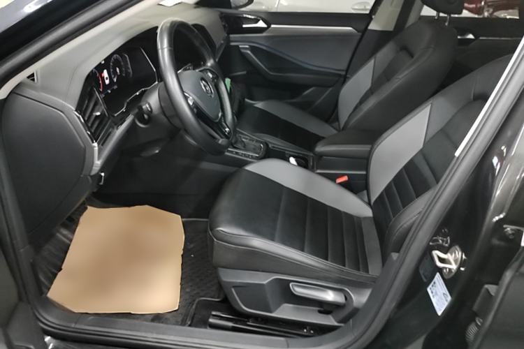 Used Volkswagen Sagitar 2022 280TSI DSG Flyover Edition Left Front Seat