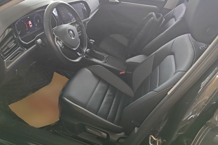 Used Volkswagen Sagitar 2022 280TSI DSG Flyover Edition Left Front Seat