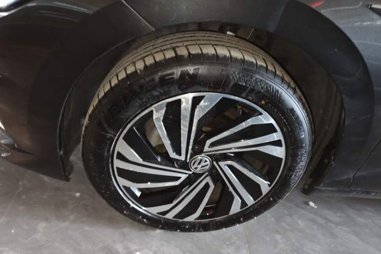 Used Volkswagen Sagitar 2022 280TSI DSG Flyover Edition Left Front Wheel Hub