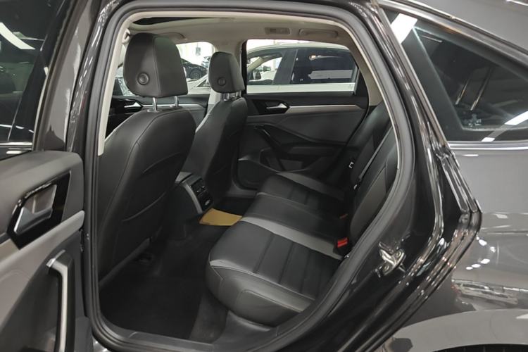 Used Volkswagen Sagitar 2022 280TSI DSG Flyover Edition Left Rear Seat