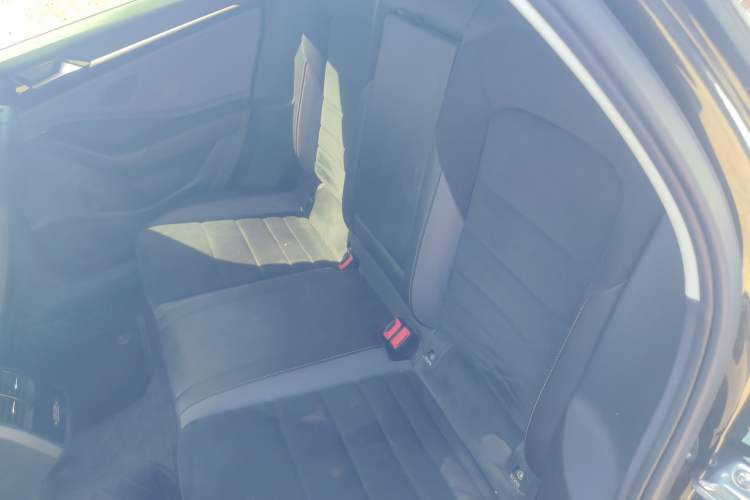 Used Volkswagen Sagitar 2022 280TSI DSG Excellence Edition Left Rear Seat