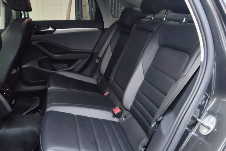 Used Volkswagen Sagitar 2022 280TSI DSG Flyover Edition Left Rear Seat