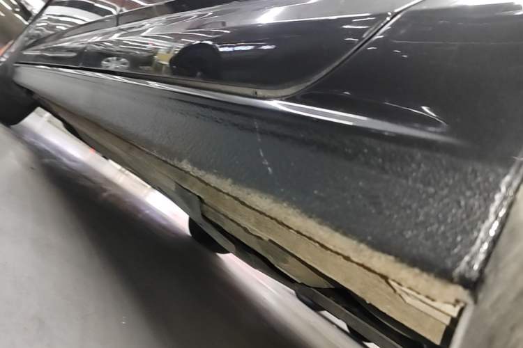 Used Volkswagen Sagitar 2022 280TSI DSG Flyover Edition Left Side Sill
