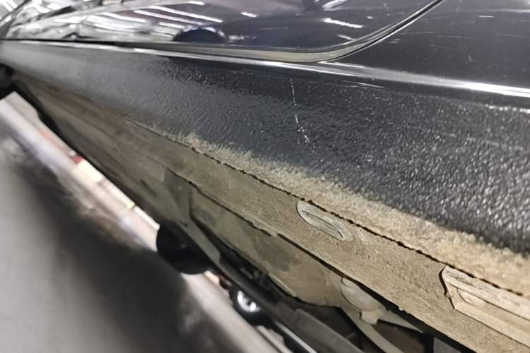 Used Volkswagen Sagitar 2022 280TSI DSG Flyover Edition Left Side Sill