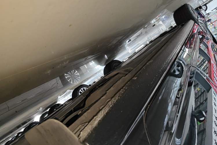 Used Volkswagen Sagitar 2022 280TSI DSG Flyover Edition Left Side Sill
