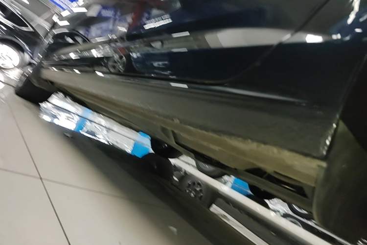 Used Volkswagen Sagitar 2022 280TSI DSG Excellence Edition Left Side Sill