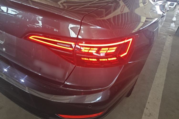 Used Volkswagen Sagitar 2022 280TSI DSG Flyover Edition Right Rear Taillight