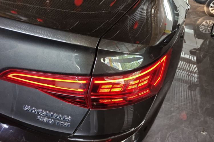 Used Volkswagen Sagitar 2022 280TSI DSG Flyover Edition Right Rear Taillight