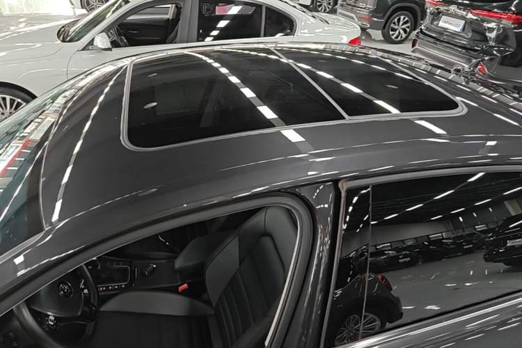 Used Volkswagen Sagitar 2022 280TSI DSG Flyover Edition Roof