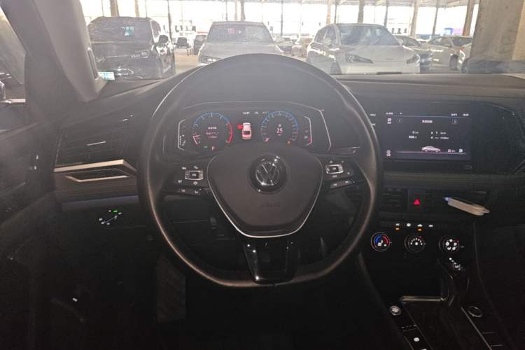 Used Volkswagen Sagitar 2022 280TSI DSG Flyover Edition Steering Wheel