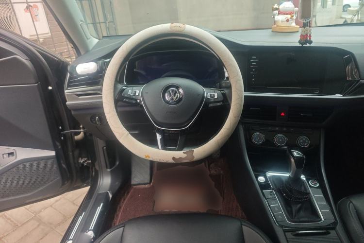 Used Volkswagen Sagitar 2022 280TSI DSG Excellence Edition Steering Wheel