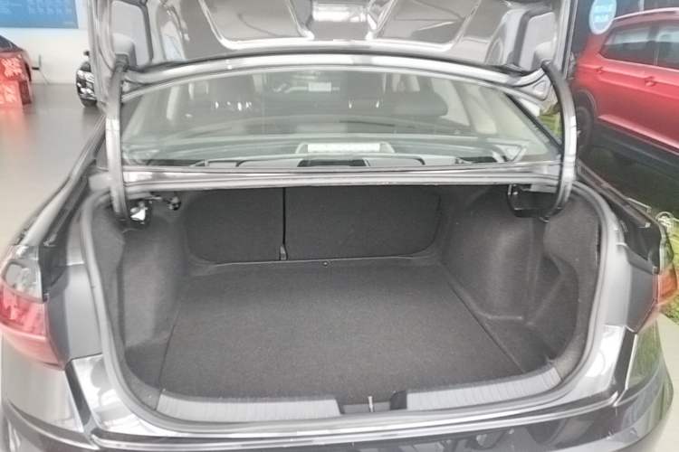Used Volkswagen Sagitar 2022 280TSI DSG Excellence Edition Trunk