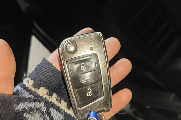 Used Volkswagen Sagitar 2022 280TSI DSG Flyover Edition Vehicle Key