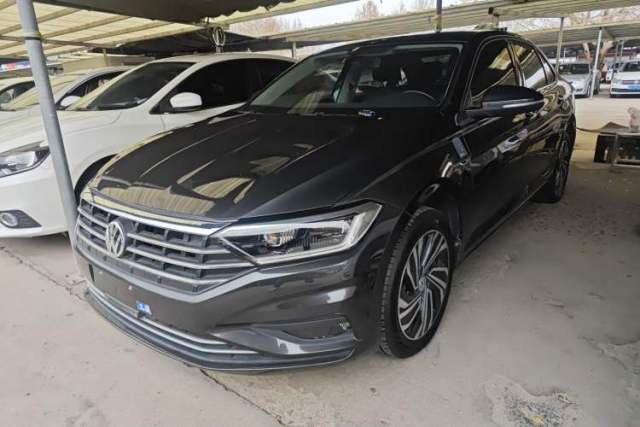 Ojetý Volkswagen Sagitar 2022 280TSI DSG Flyover Edition