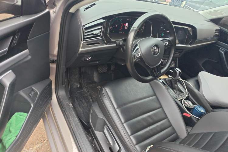 Used Volkswagen Sagitar 2022 280TSI DSG Excellence Edition Driver Seat