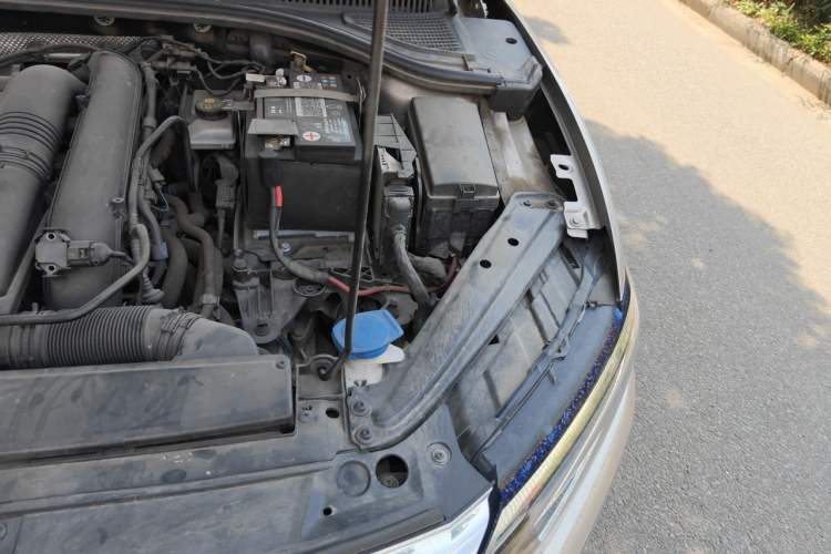 Used Volkswagen Sagitar 2022 280TSI DSG Flyover Edition Engine Bay Left