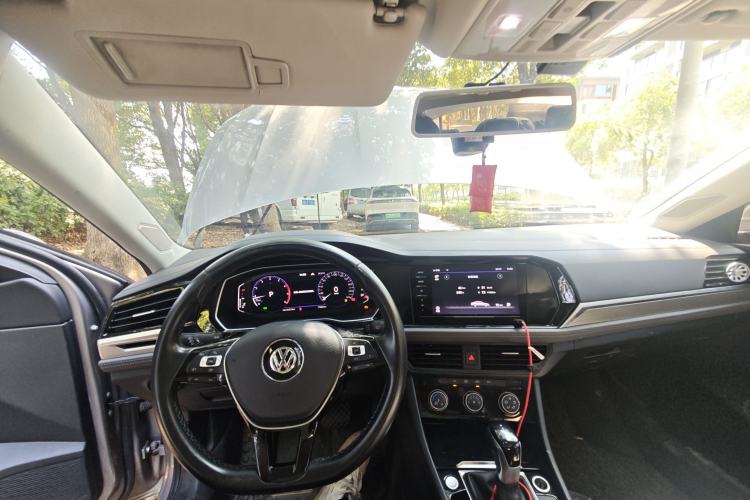Used Volkswagen Sagitar 2022 280TSI DSG Flyover Edition Center Console