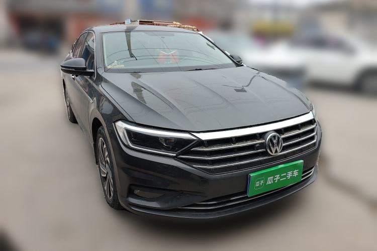 Used Volkswagen Sagitar 2022 280TSI DSG Excellence Edition Front Right 45 Deg