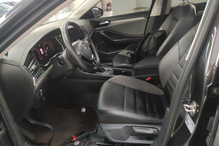Used Volkswagen Sagitar 2022 280TSI DSG Excellence Edition Left Front Seat