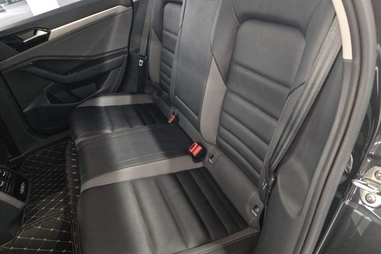 Used Volkswagen Sagitar 2022 280TSI DSG Excellence Edition Left Rear Seat