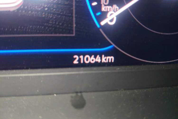 Used Volkswagen Sagitar 2022 280TSI DSG Excellence Edition Odometer Close Up
