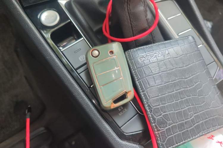 Used Volkswagen Sagitar 2022 280TSI DSG Flyover Edition Vehicle Key