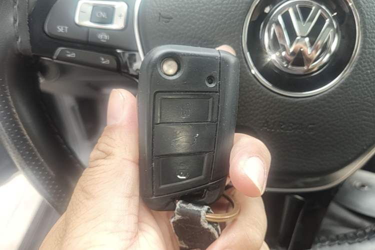 Used Volkswagen Sagitar 2022 280TSI DSG Flyover Edition Vehicle Key