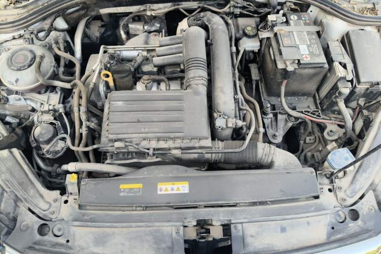 Used Volkswagen Sagitar 2022 280TSI DSG Flyover Edition Engine Bay