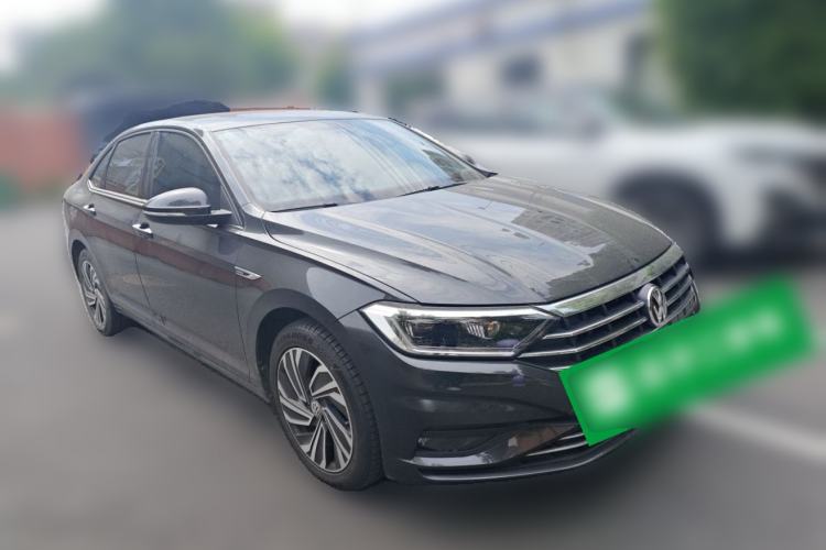 Used Volkswagen Sagitar 2022 280TSI DSG Flyover Edition Front Right 45 Deg