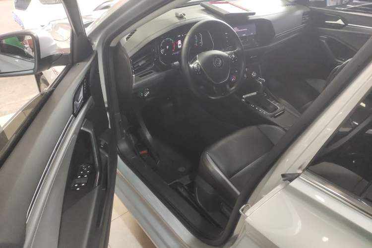 Used Volkswagen Sagitar 2022 280TSI DSG Excellence Edition Interior 3