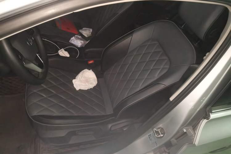 Used Volkswagen Sagitar 2022 280TSI DSG Excellence Edition Left Front Seat